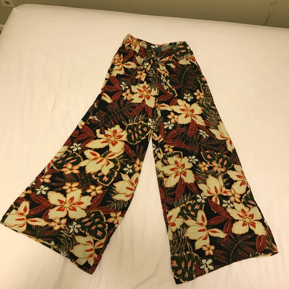 Patrons of peace Hawaiian paper bag pants
